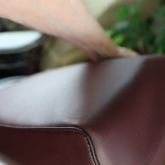 NWT Kate Spade Cherrywood Tote/Shoulder Bag & Glitter Trim - Picture 9 of 17